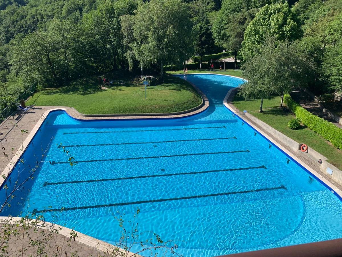 Appartamento Timeless Con Piscina E Tennis Valbrona Eksteriør bilde