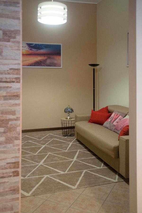 Appartamento Timeless Con Piscina E Tennis Valbrona Eksteriør bilde