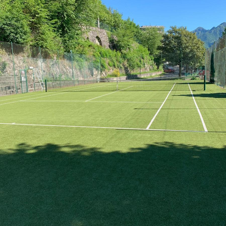 Appartamento Timeless Con Piscina E Tennis Valbrona Eksteriør bilde